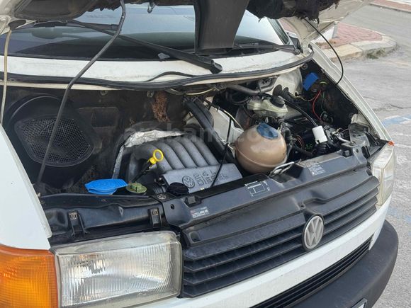 Galeriden Volkswagen Transporter 2.4 1998 Model Uşak