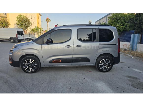 Sahibinden Citroen Berlingo 1.5 BlueHDI Shine Bold 2023 Model  85000 km Gri