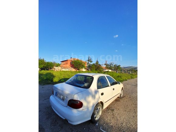 Sahibinden Hyundai Accent 1.5 GLS 2000 Model
