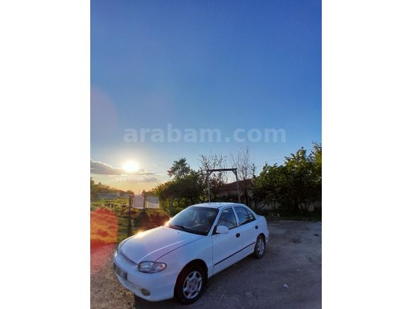 Sahibinden Hyundai Accent 1.5 GLS 2000 Model