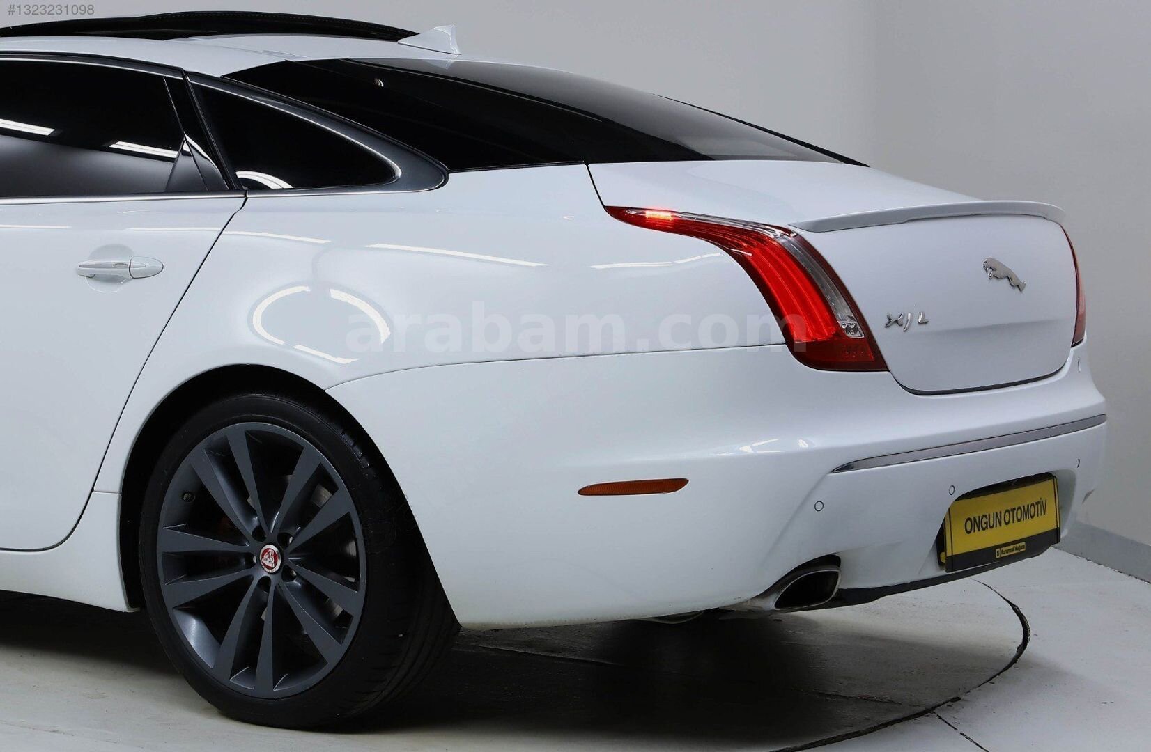 Galeriden Jaguar XJ 2.0i Premium Luxury Sport Plus 2015 Model Adana 208.000 km Beyaz 5