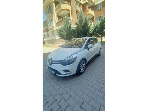 Sahibinden öğretmenden Renault Clio 1.5 dCi Joy 2017 Beyaz