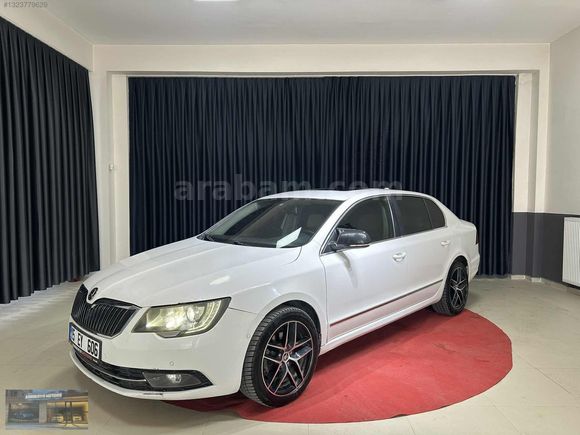 KARAKAYA'DAN 2013 1.6 TDİ FUL PAKET SANRUF K.ISTMA HAFIZA