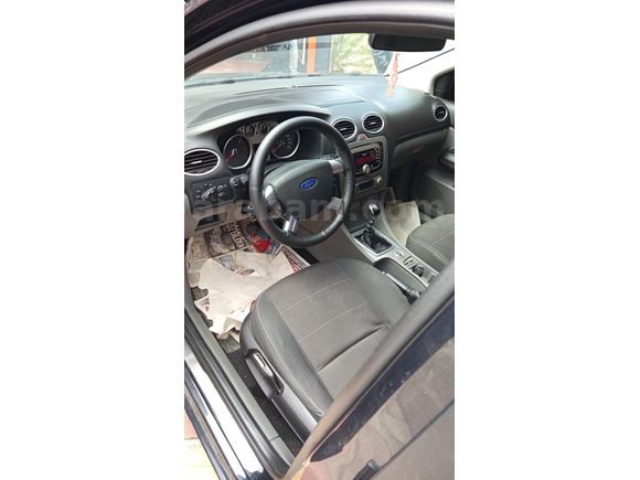 Sahibinden Ford Focus 1.6 TDCi Titanium 2011 Model  233000 km Siyah