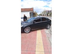 Sahibinden Ford Focus 1.6 TDCi Titanium 2011 Model  233000 km Siyah