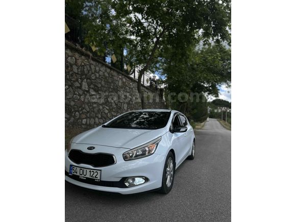Sahibinden Kia Ceed 1.6 CRDi Concept 2012 Model 