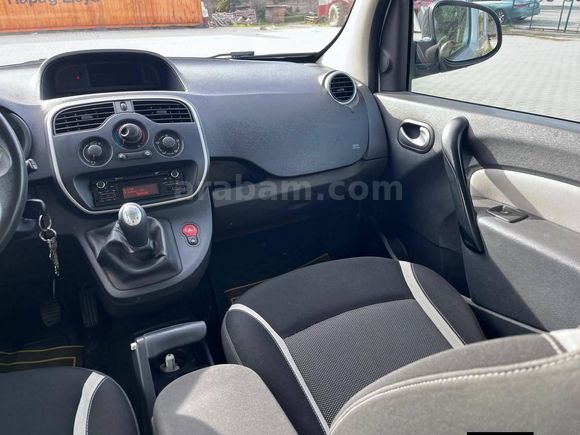 Galeriden Renault Kangoo Multix 1.5 dCi Joy 2015 Model Aydın
