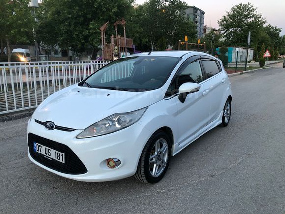 Sahibinden Ford Fiesta 1.4 TDCi Titanium X 2012 Model 