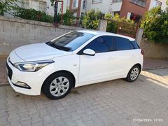 Sahibinden Hyundai i20 1.2 MPI Jump 2017 Model  147.300 km Beyaz