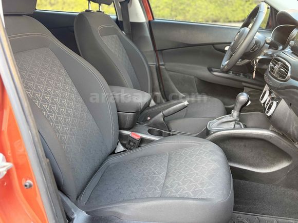 2025 EGEA CROS OTOMATİK 5 BİN KM'DE