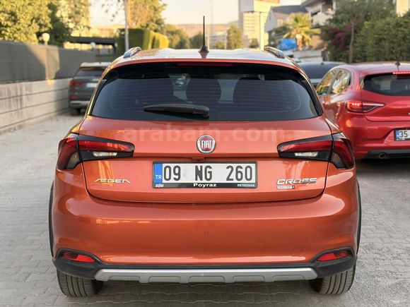 2025 EGEA CROS OTOMATİK 5 BİN KM'DE