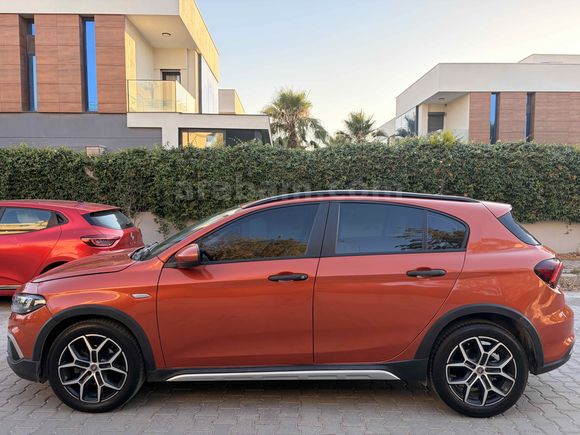 2025 EGEA CROS OTOMATİK 5 BİN KM'DE