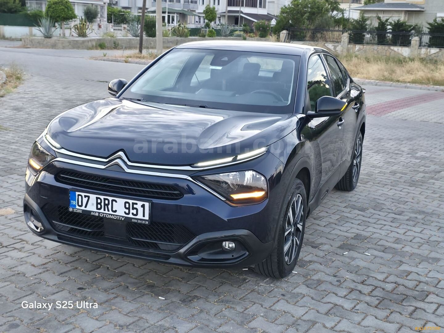 Galeriden Citroen C4 X 1.2 PureTech Feel Bold 2024 Model Antalya 62.500 km Lacivert 3