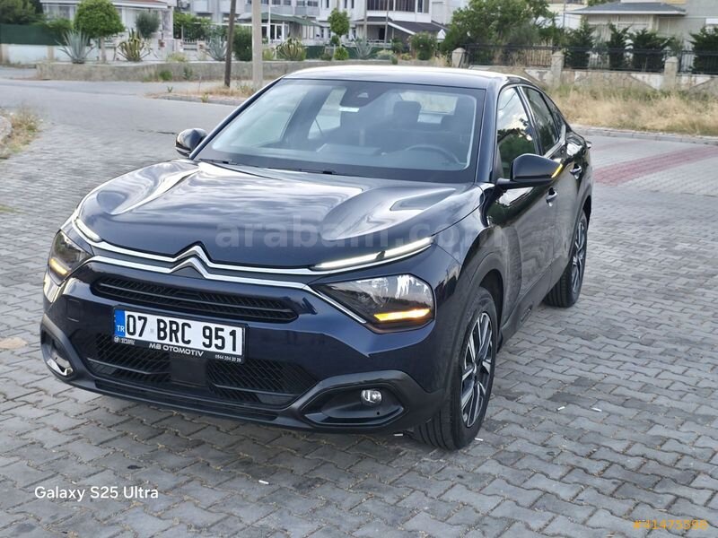 Galeriden Citroen C4 X 1.2 PureTech Feel Bold 2024 Model Antalya 62.500 km Lacivert