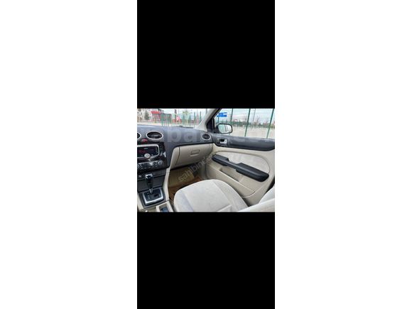Sahibinden Ford Focus 1.6 Ghia 2008 Model