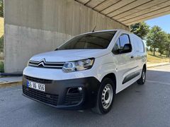 ÖZKANLAR'dan 2023 CITROEN BERLİNGO 1.5 HDi