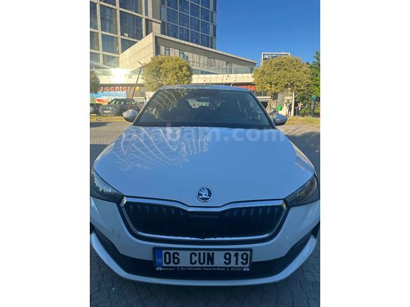Sahibinden Skoda Scala 1.6 TDI Premium 2020 Model  167.000 km Beyaz