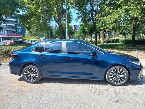 Sahibinden Acil Satılık Hatasız Toyota Corolla 1.5 Flame X-Pack 2024 Model