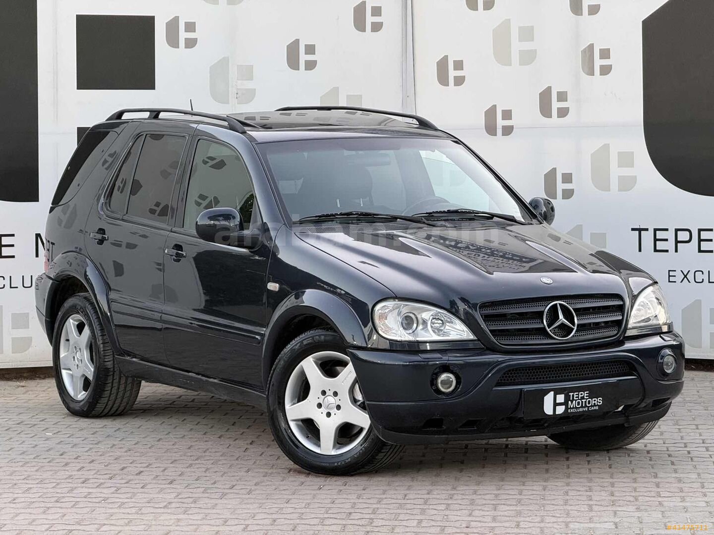 Galeriden Mercedes - Benz ML 55 AMG 2001 Model İzmir 275.500 km Siyah 1