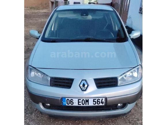 Sahibinden Renault Megane 1.6 Grandtour Dynamique 2004 Model  277.300 km Gri (Gümüş)