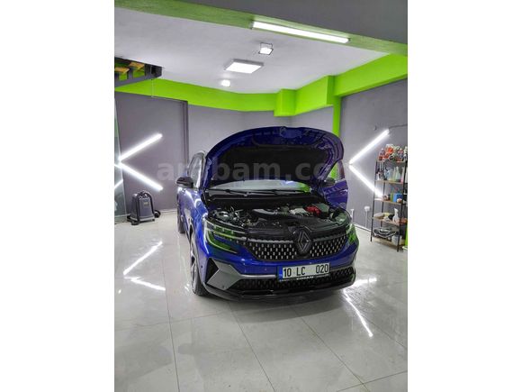 Sahibinden Renault Austral 1.2 E-tech Techno Esprit Alpine 2024 Model 