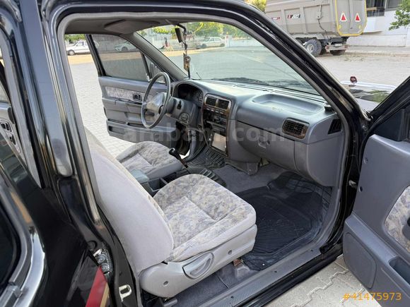 1998 MODEL 2.7 DEĞİŞENSİZ KLİMA AKTİF