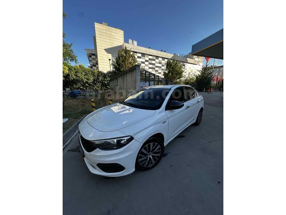 Sahibinden Fiat Egea 1.6 Multijet Easy Plus 2018 Model  209.000 km Beyaz tek fiyat