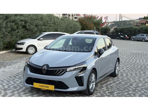 Galeriden Renault Clio 1.0 TCe Evolution 2023 Model Balıkesir 54.000 km Gri