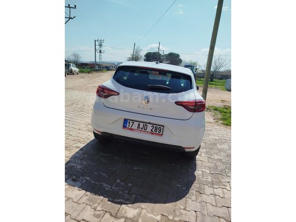 Sahibinden Renault Clio 1.0 SCe Joy 2022 Model