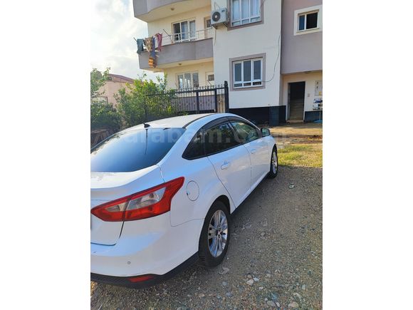 Sahibinden Ford Focus 1.6 Ti-VCT Trend X 2013 Model