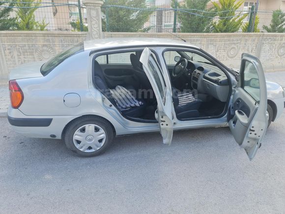 Sahibinden Renault Clio 1.4 Expression 2004 Model Konya