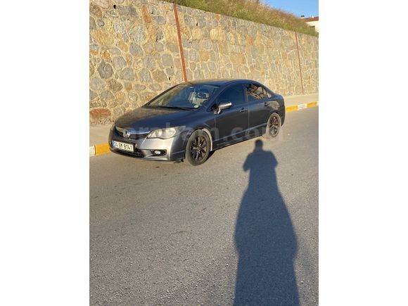 Sahibinden Honda Civic 1.6i VTEC Dream 2010 Model 