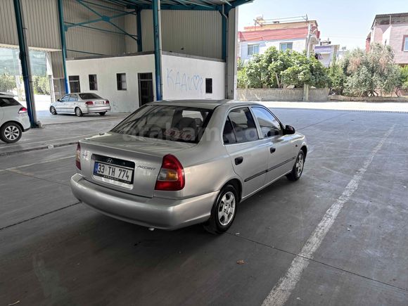 Sahibinden Hyundai Accent 1.3 LX 2000 Model klimalı