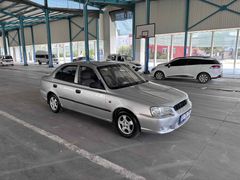 Sahibinden Hyundai Accent 1.3 LX 2000 Model klimalı