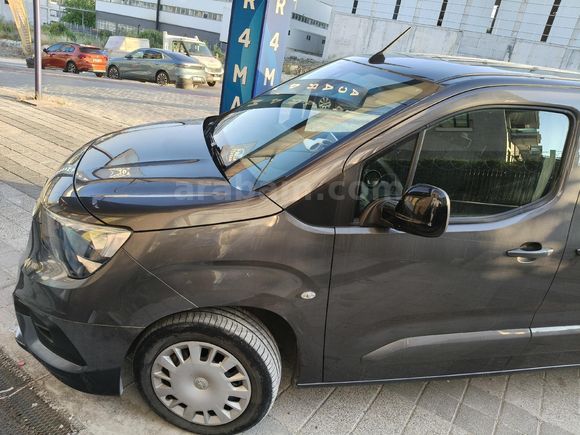 Sahibinden Opel Combo 1.5 CDTI Elegance XL 2023 Model