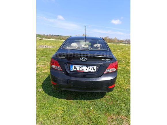 Sahibinden Hyundai Accent Blue 1.4 CVVT Mode Plus 2012 Model