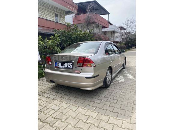 Sahibinden Honda Civic 1.6i VTEC ES 2005 Model 