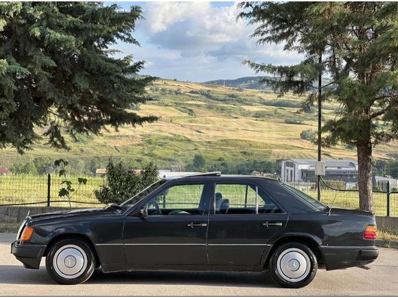 Galeriden Mercedes - Benz 200 E 1991 Model Samsun