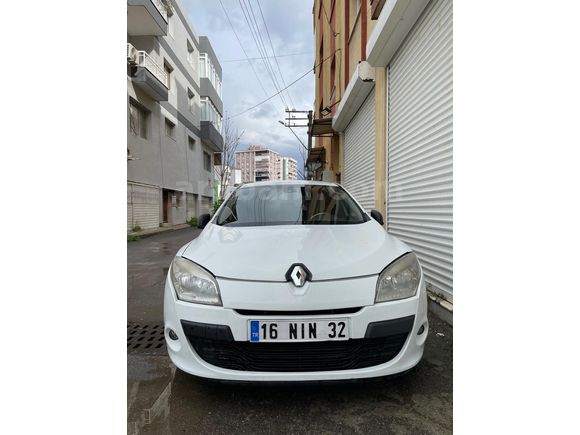 Sahibinden Renault Megane 1.5 dCi Expression 2011 Model İzmir