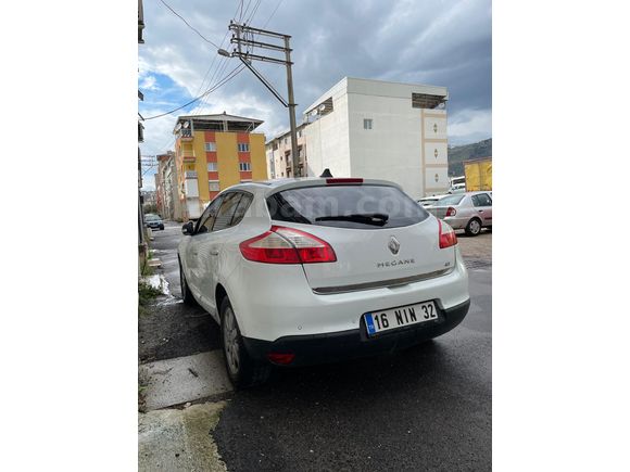 Sahibinden Renault Megane 1.5 dCi Expression 2011 Model İzmir