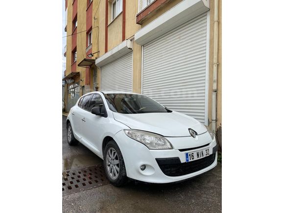 Sahibinden Renault Megane 1.5 dCi Expression 2011 Model İzmir