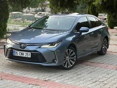 Sahibinden Toyota Corolla 1.8 Hybrid Passion X-Pack 2020 Model  152.000 km Gri (metalik)