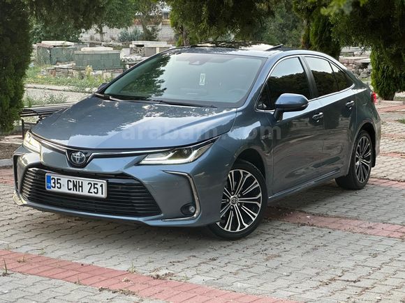 Sahibinden Toyota Corolla 1.8 Hybrid Passion X-Pack 2020 Model  152.000 km Gri (metalik)
