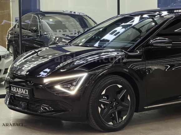 ARABACI GRUP 2025 KİA EV6-12BİNKM-%20 KDV'Lİ-HATASIZ-SUNROOF
