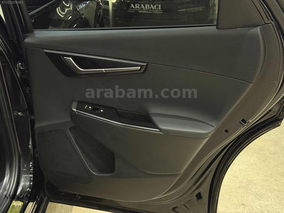 ARABACI GRUP 2025 KİA EV6-12BİNKM-%20 KDV'Lİ-HATASIZ-SUNROOF