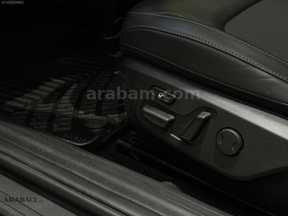 ARABACI GRUP 2025 KİA EV6-12BİNKM-%20 KDV'Lİ-HATASIZ-SUNROOF