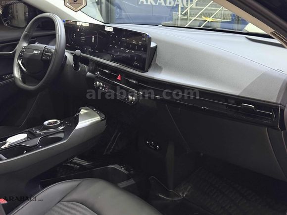 ARABACI GRUP 2025 KİA EV6-12BİNKM-%20 KDV'Lİ-HATASIZ-SUNROOF