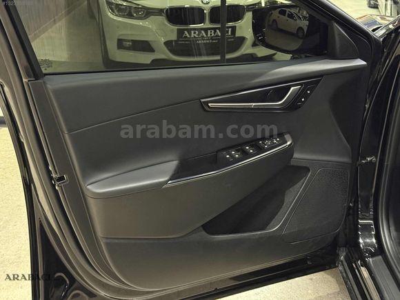 ARABACI GRUP 2025 KİA EV6-12BİNKM-%20 KDV'Lİ-HATASIZ-SUNROOF