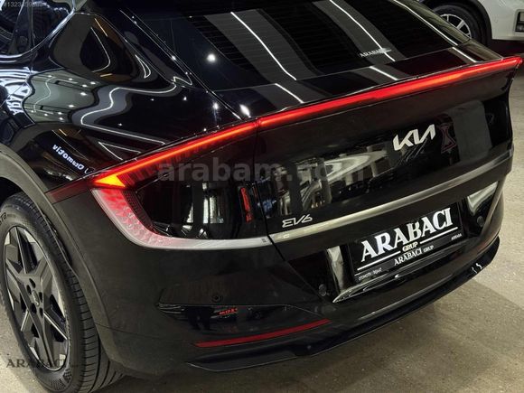 ARABACI GRUP 2025 KİA EV6-12BİNKM-%20 KDV'Lİ-HATASIZ-SUNROOF