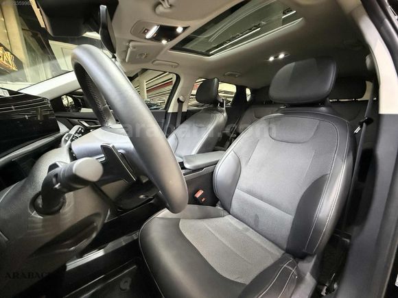 ARABACI GRUP 2025 KİA EV6-12BİNKM-%20 KDV'Lİ-HATASIZ-SUNROOF